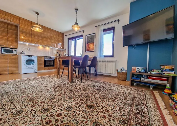 Pastels - 2bd In Trinity With Underground Parking By Flat Mаnager Lägenhet *