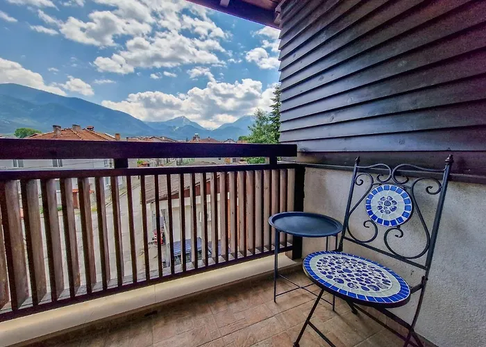 Pastels - 2bd In Trinity With Underground Parking By Flat Mаnager Lägenhet